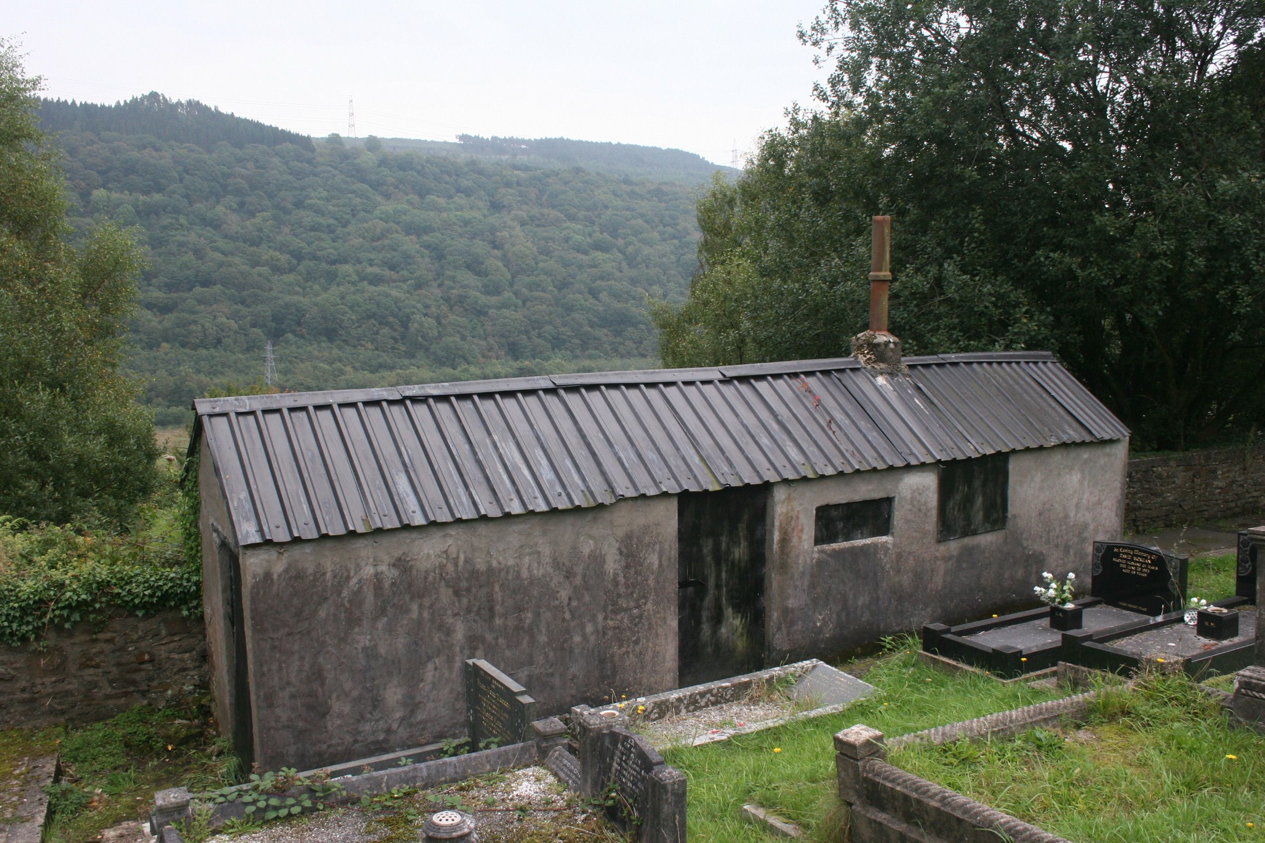 Godre'rgraig Cemetery